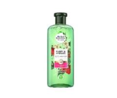 Volumising White Strawberry & Sweet Mint shampoo